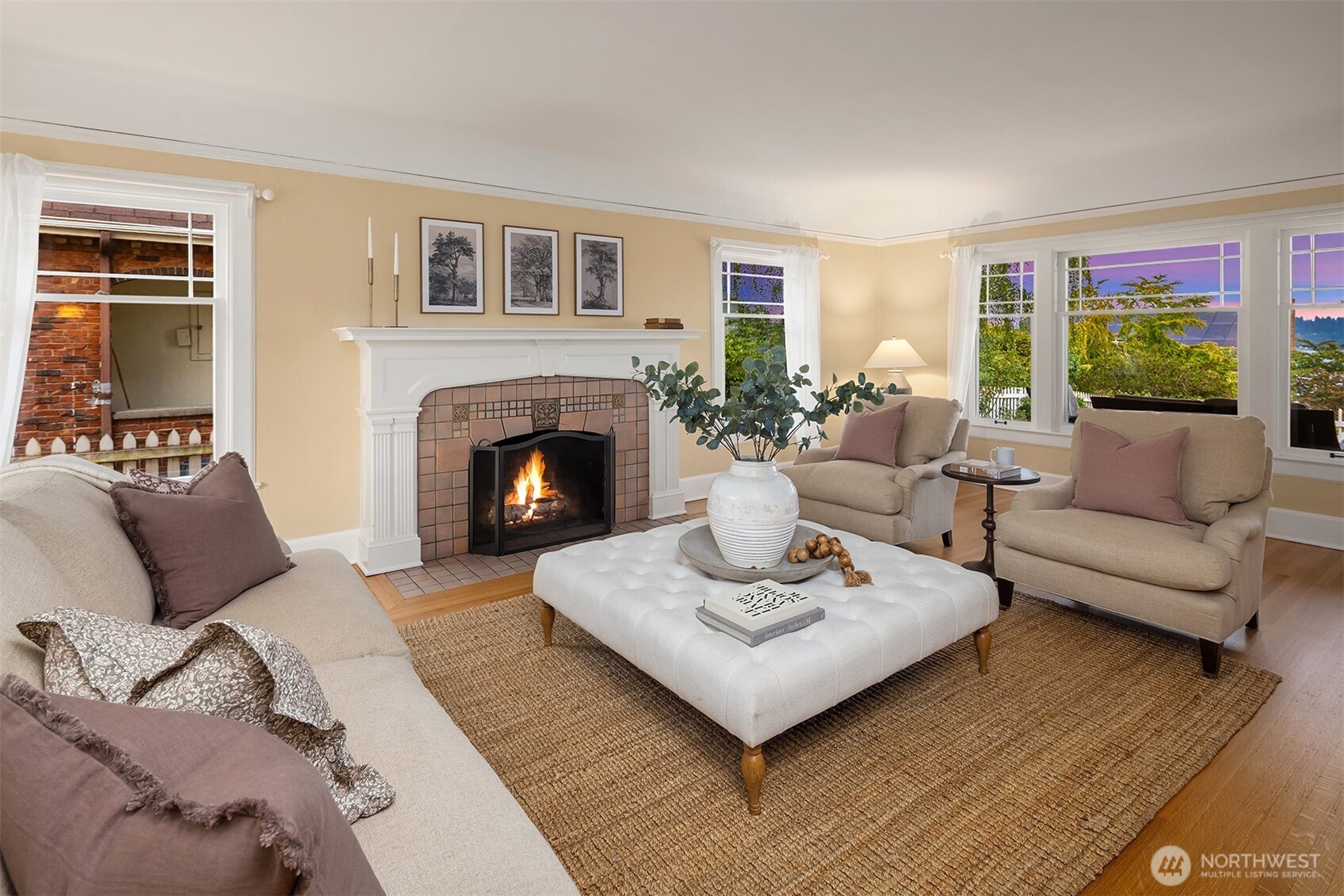 3333 Cascadia Avenue S