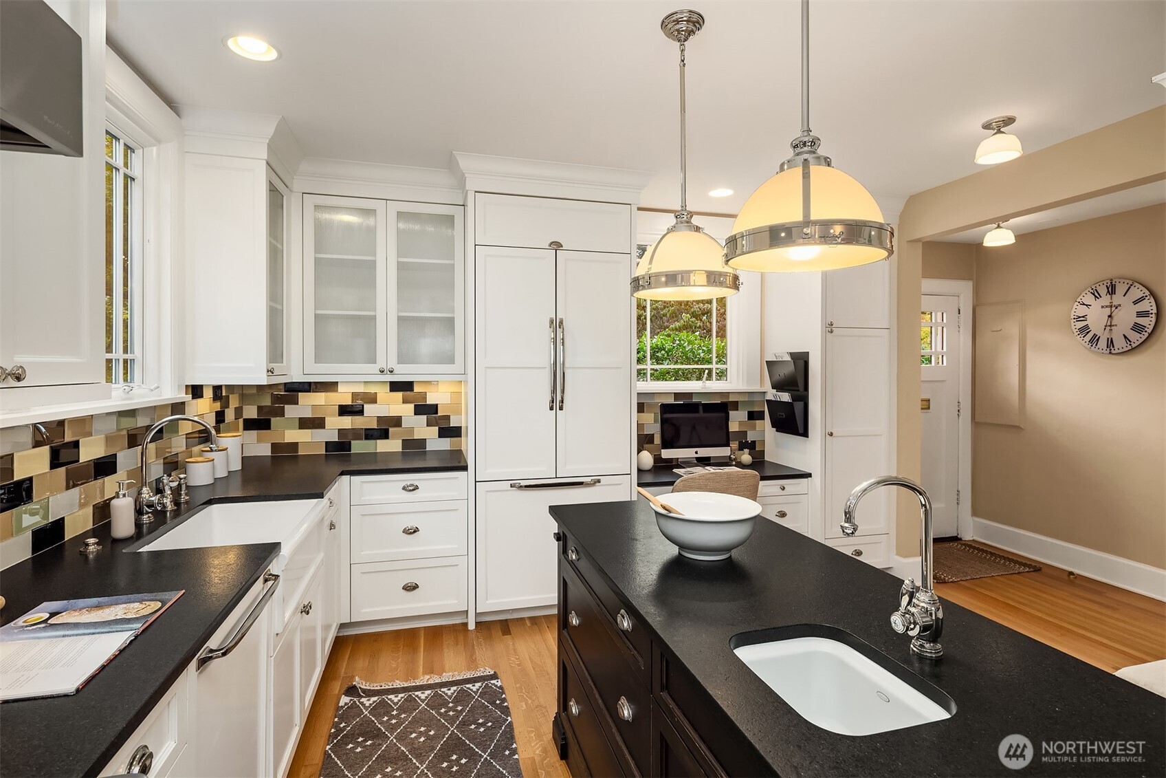 3333 Cascadia Avenue S