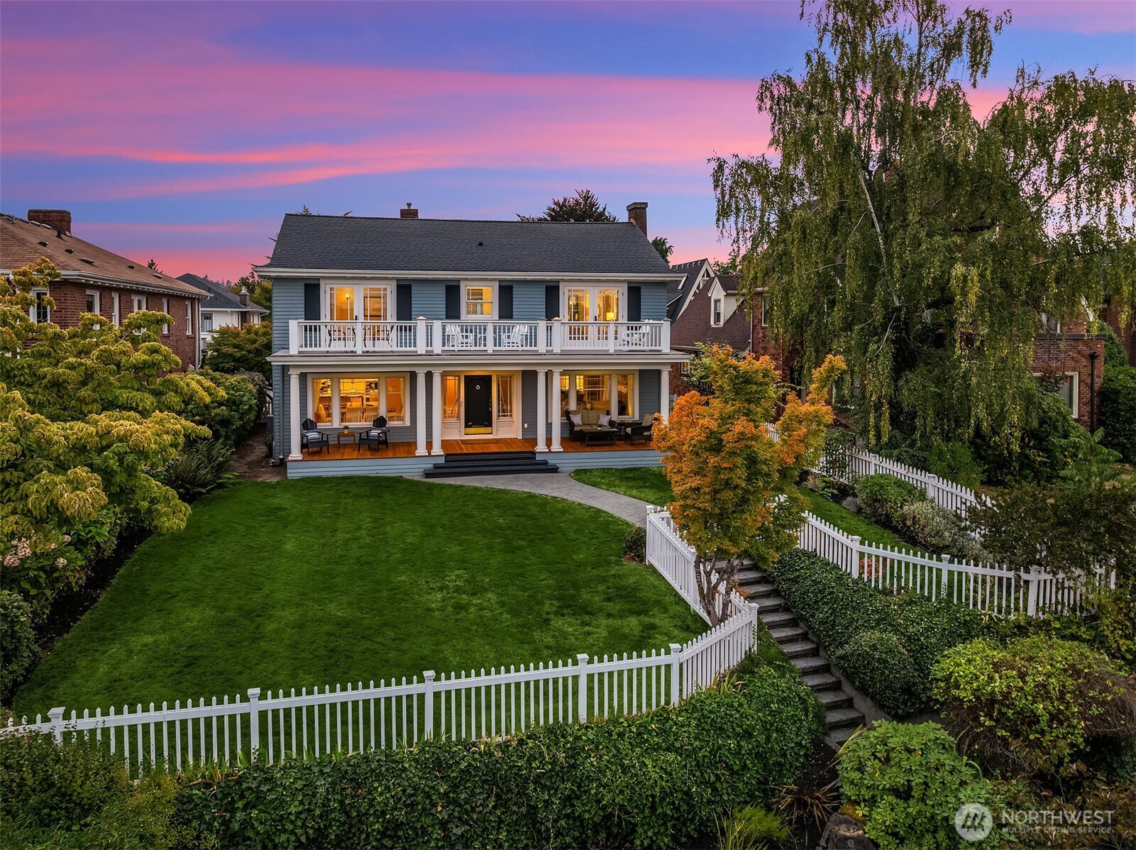 3333 Cascadia Avenue S