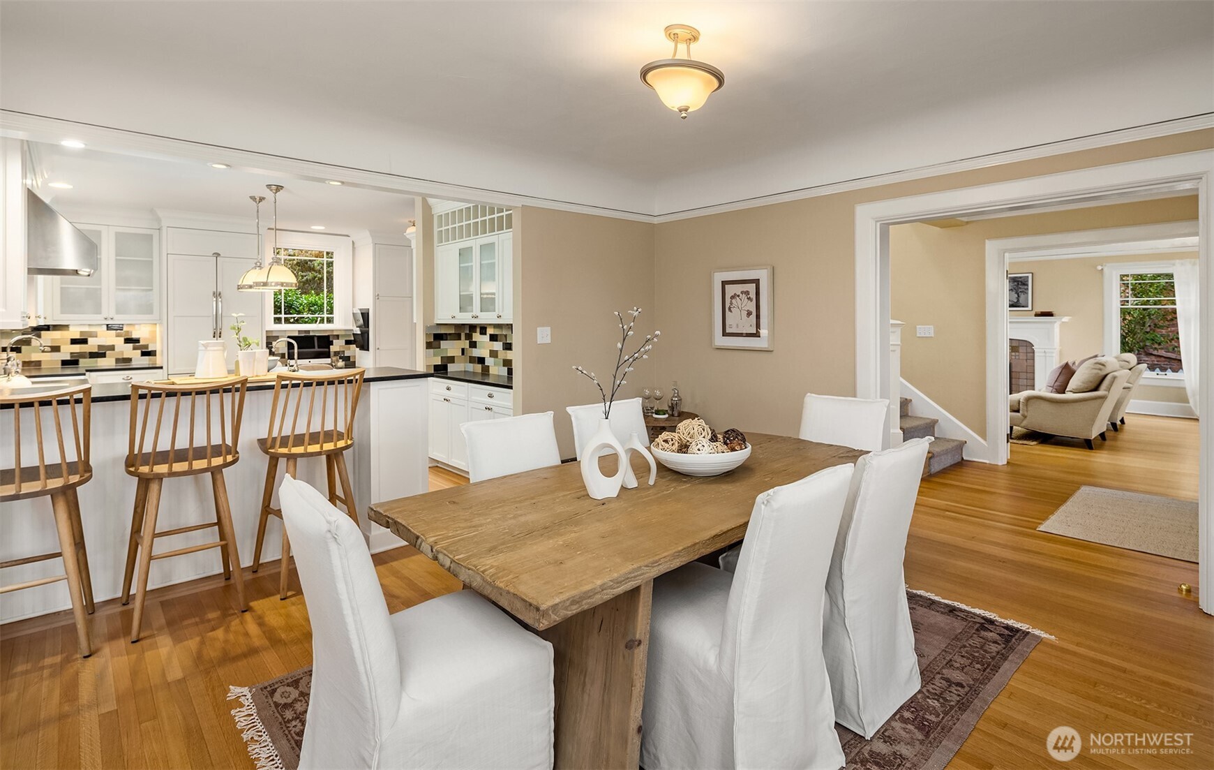 3333 Cascadia Avenue S