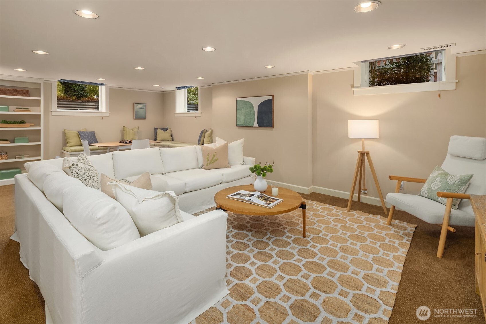 3333 Cascadia Avenue S