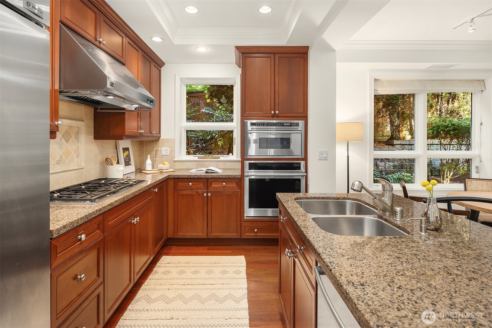 726 Boylston Avenue E Unit: 5