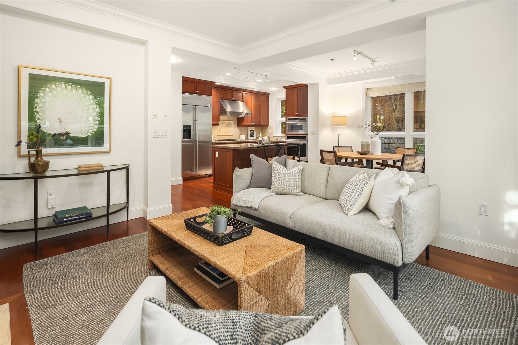 726 Boylston Avenue E Unit: 5