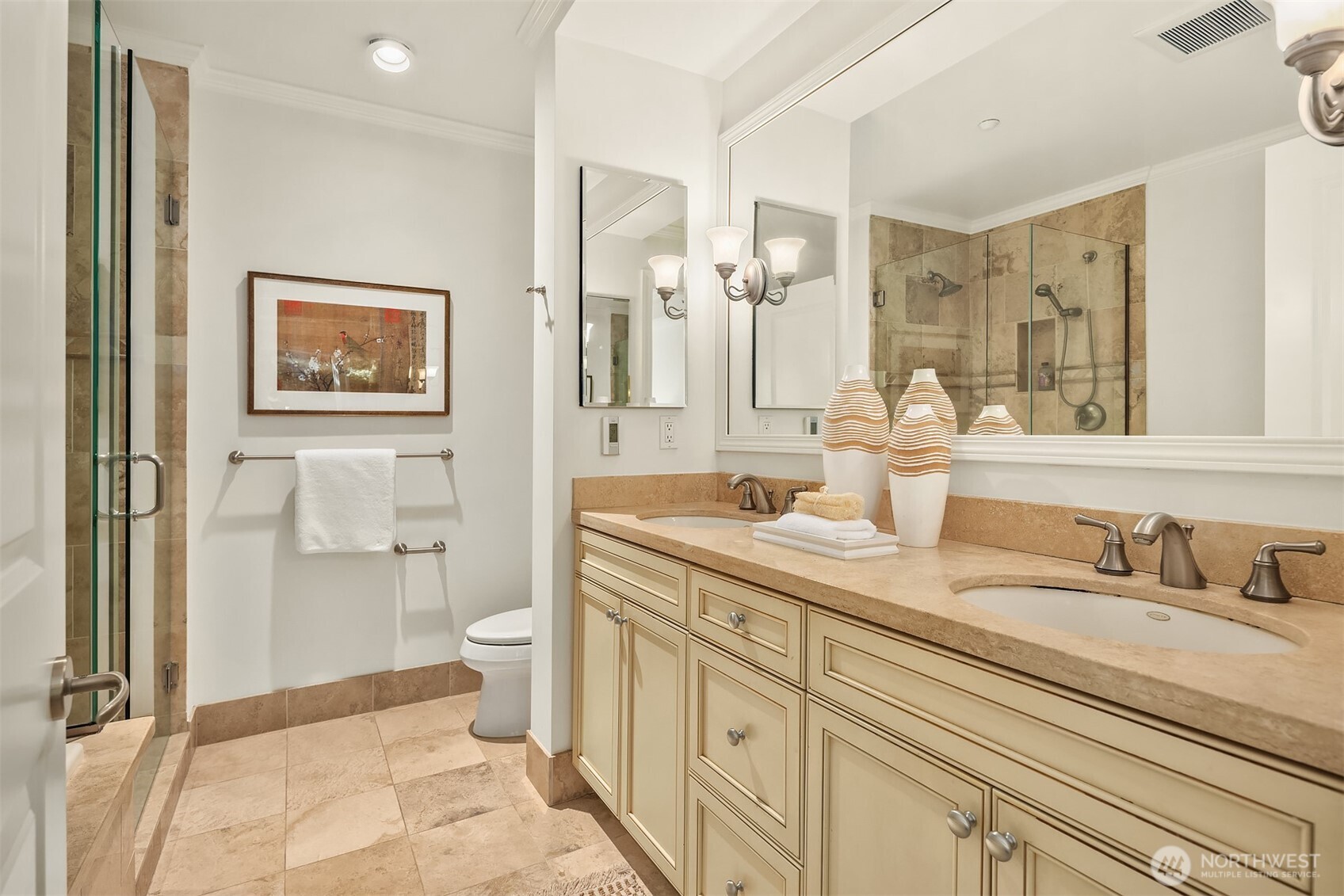 726 Boylston Avenue E Unit: 5