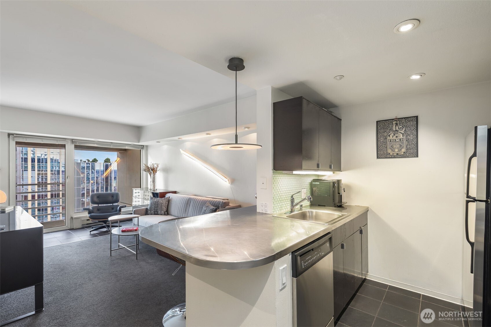 1415 2nd Avenue Unit: 2108