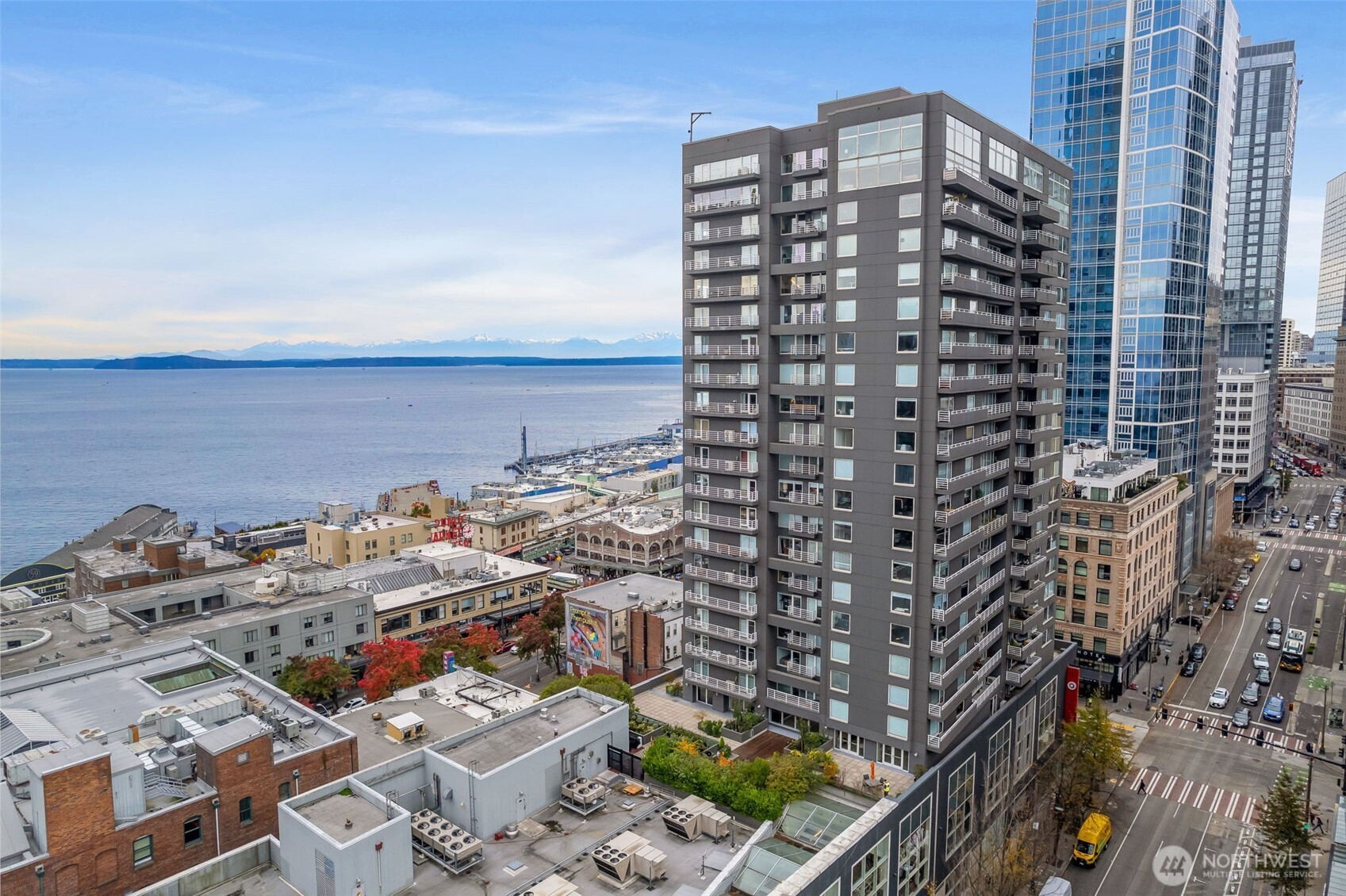 1415 2nd Avenue Unit: 2108