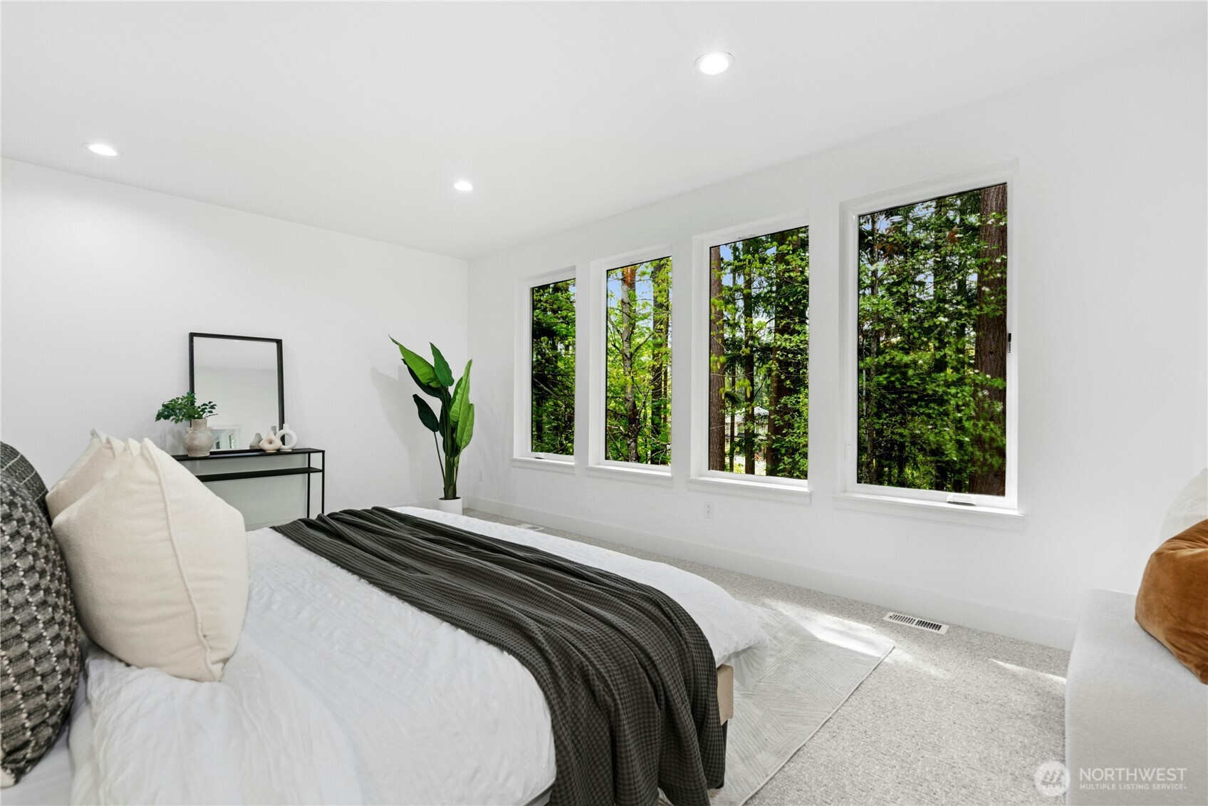 1801 Redmond Place NE