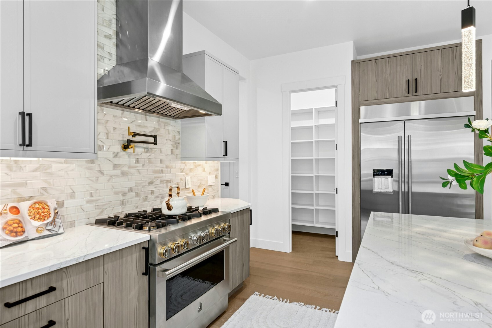 1801 Redmond Place NE