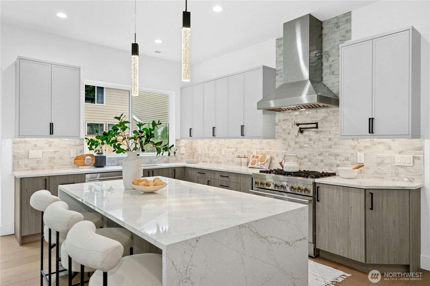 1801 Redmond Place NE