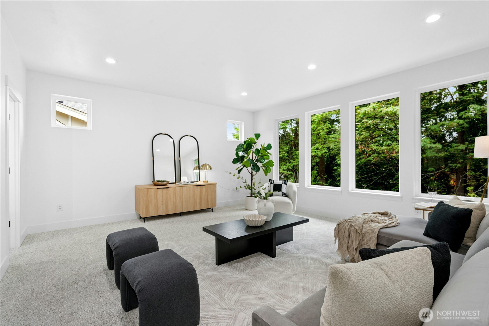 1801 Redmond Place NE