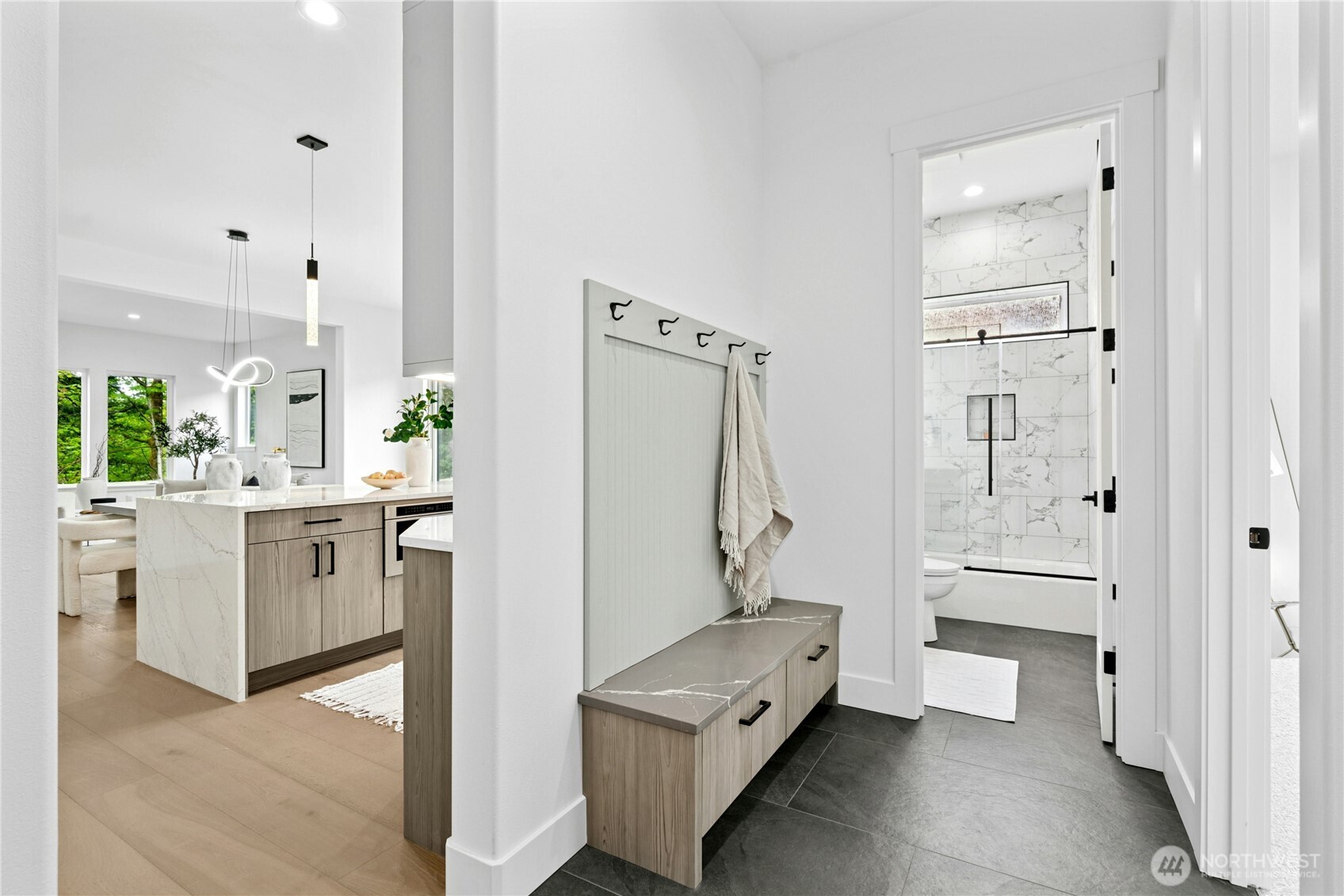 1801 Redmond Place NE