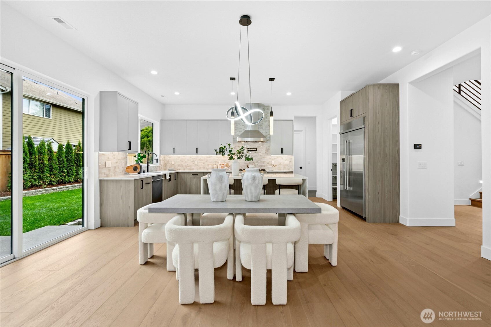 1801 Redmond Place NE