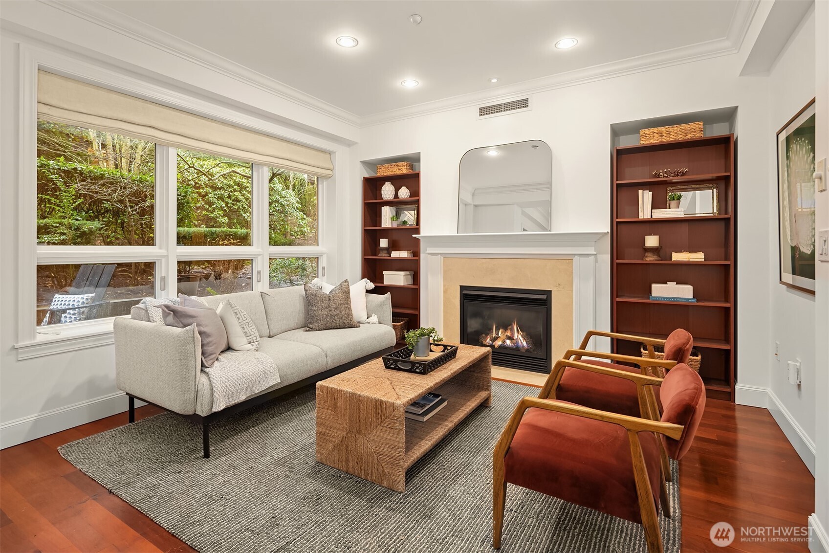 726 Boylston Avenue E Unit: 5