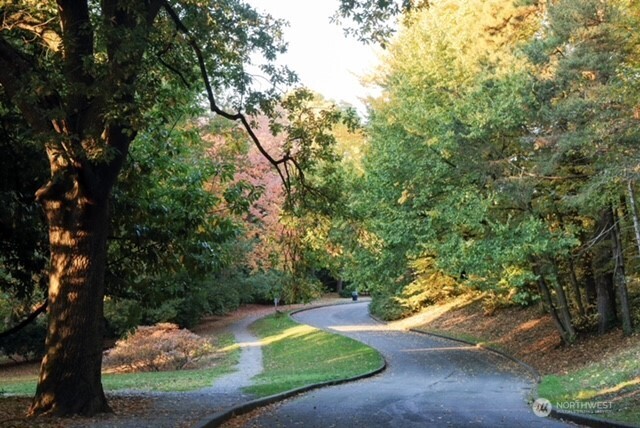 726 Boylston Avenue E Unit: 5