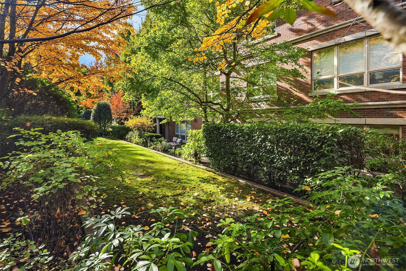 726 Boylston Avenue E Unit: 5