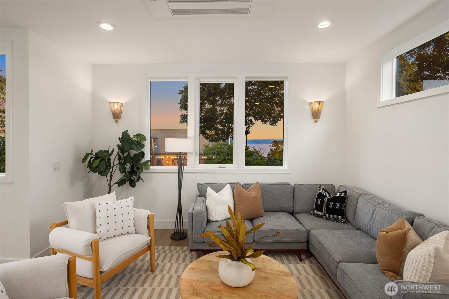 920 34th Avenue Unit: B