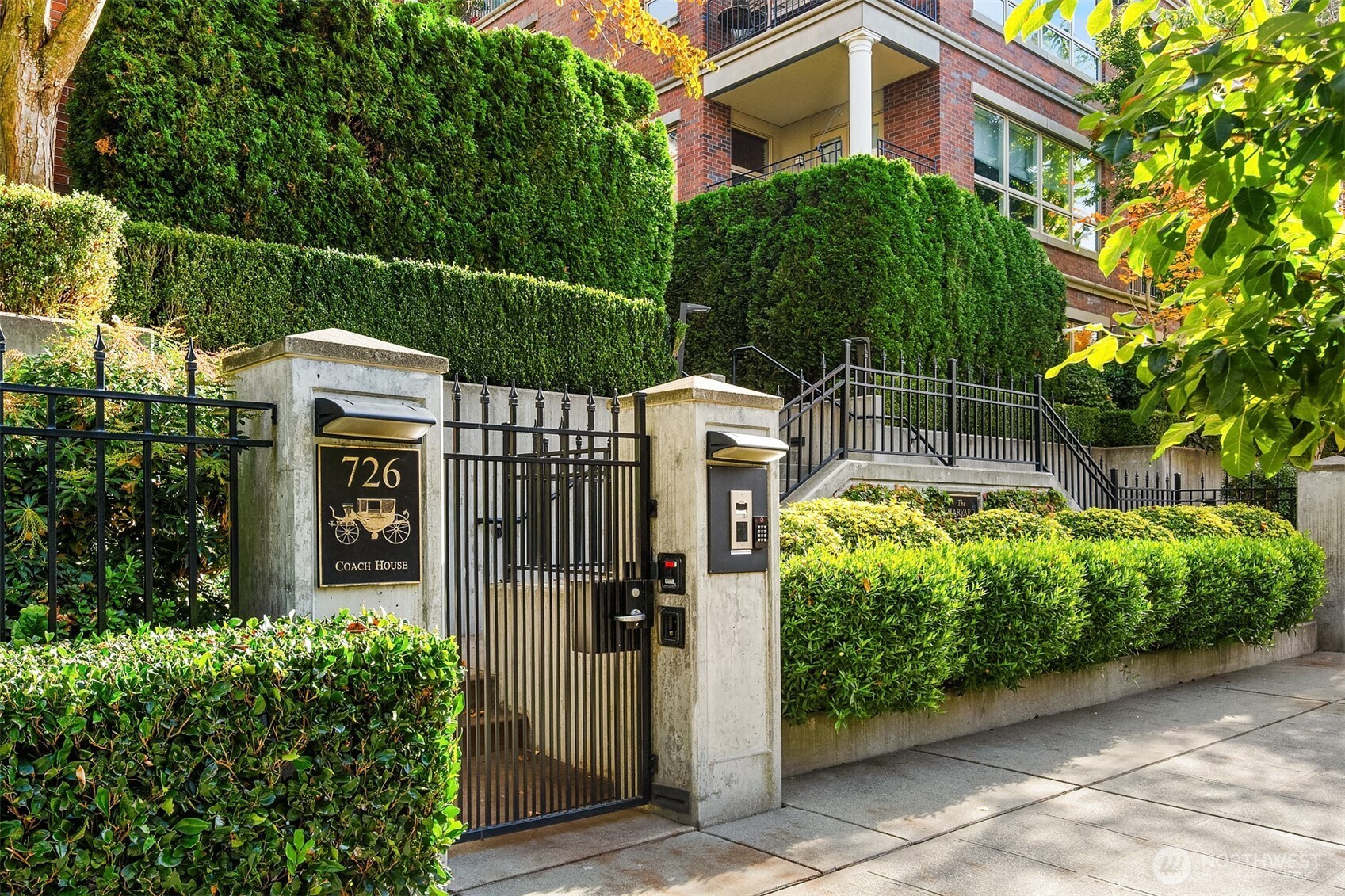 726 Boylston Avenue E Unit: 5