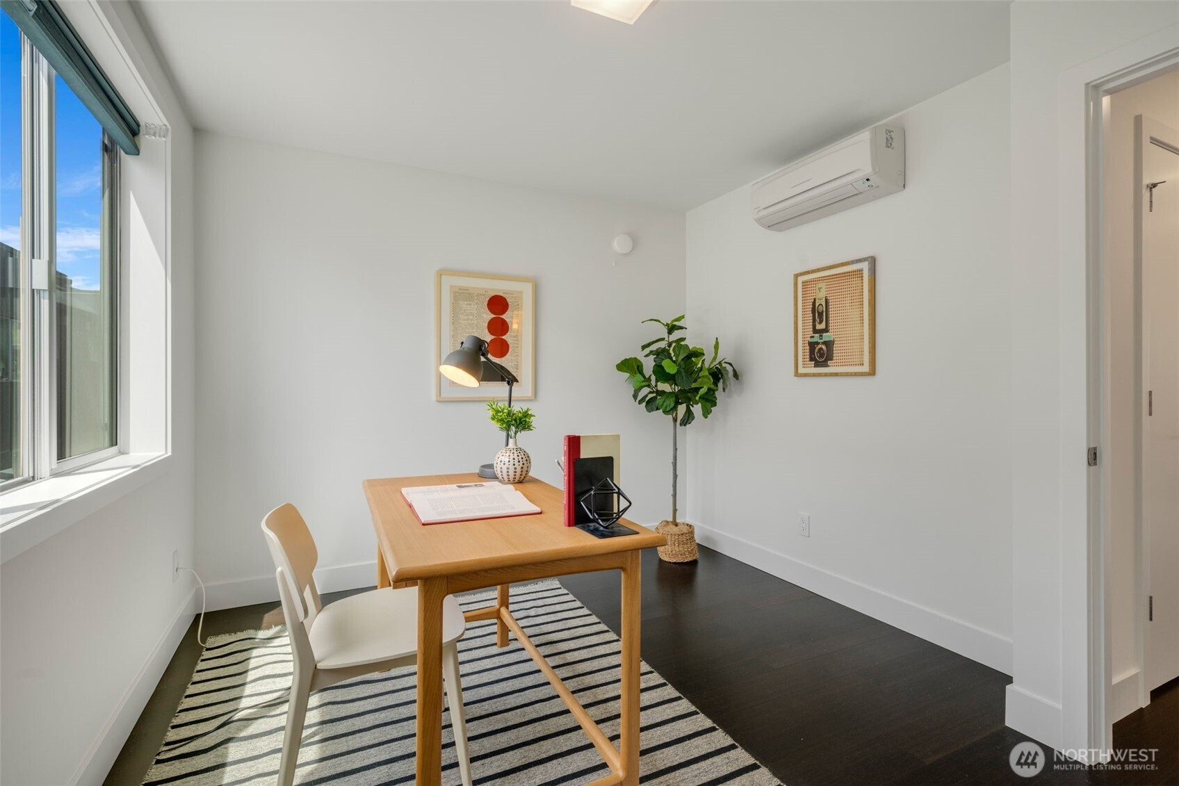 307 14th Avenue E Unit: B