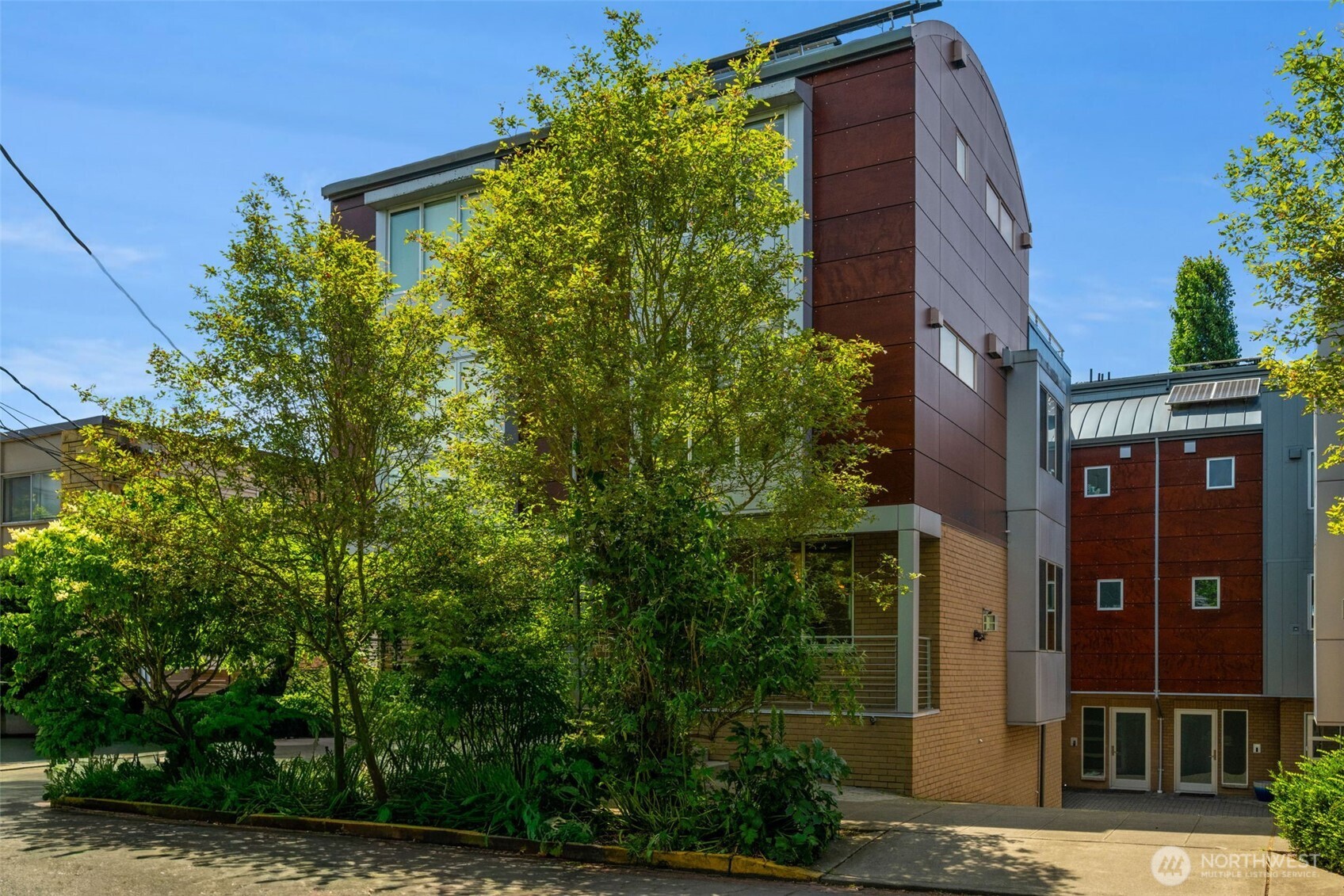307 14th Avenue E Unit: B
