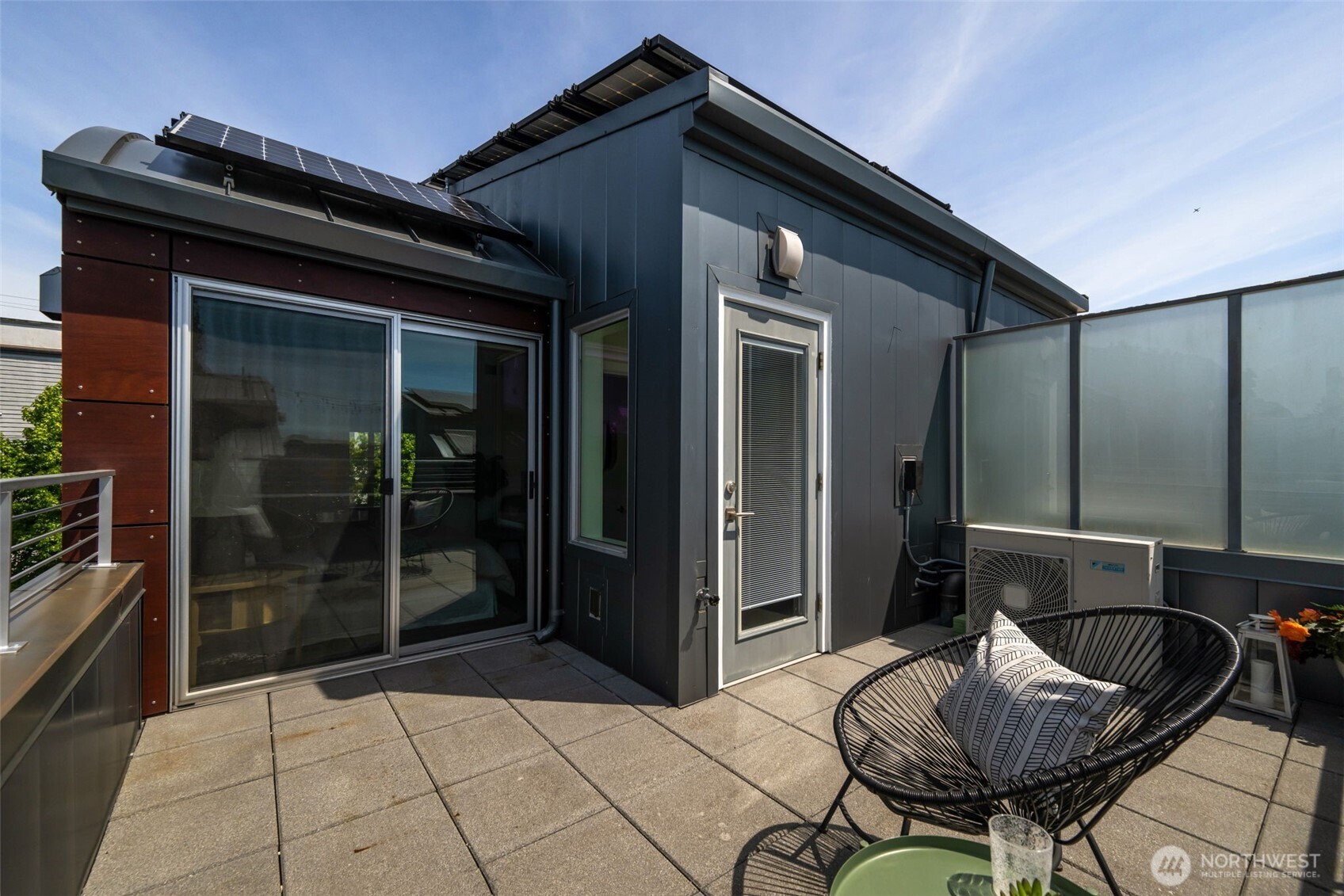307 14th Avenue E Unit: B
