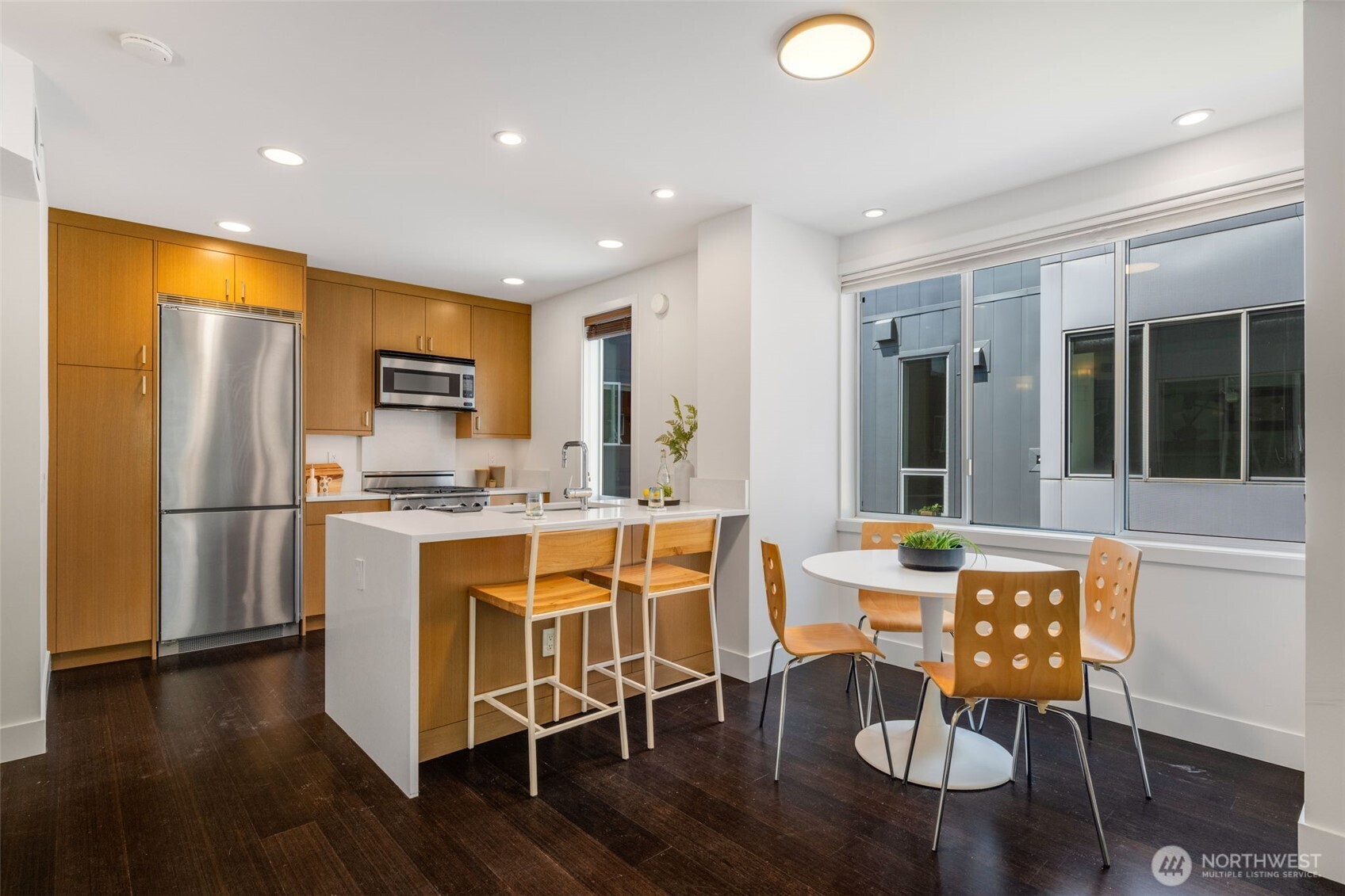 307 14th Avenue E Unit: B