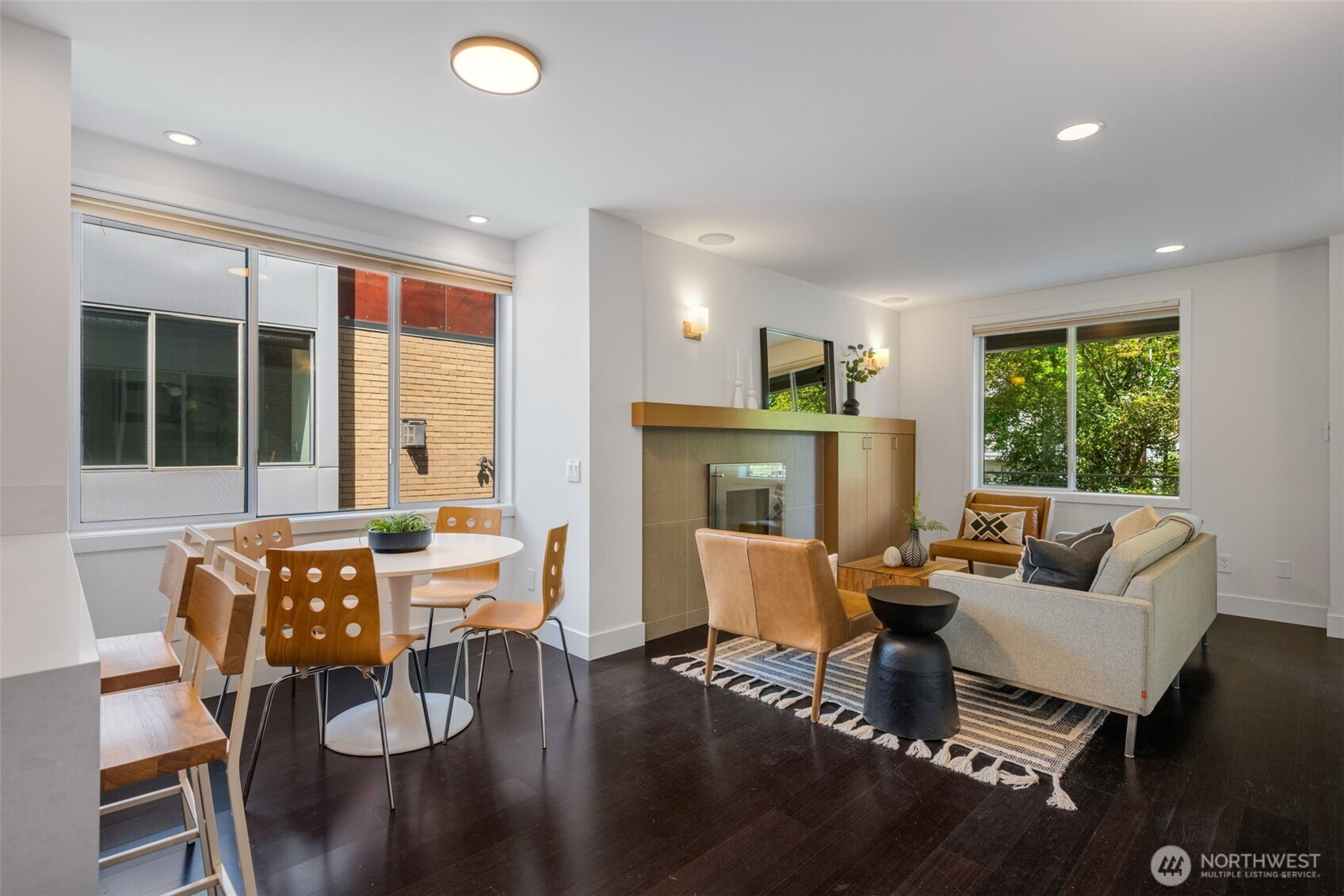 307 14th Avenue E Unit: B