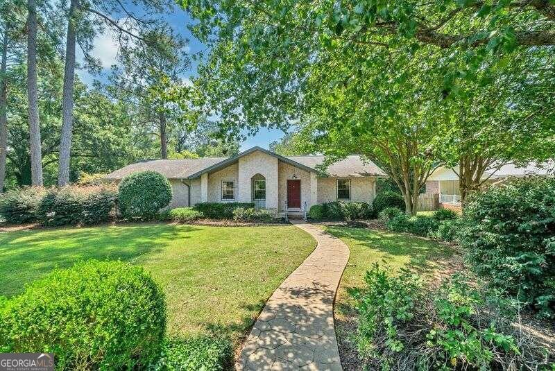 1800 Timberlane Road