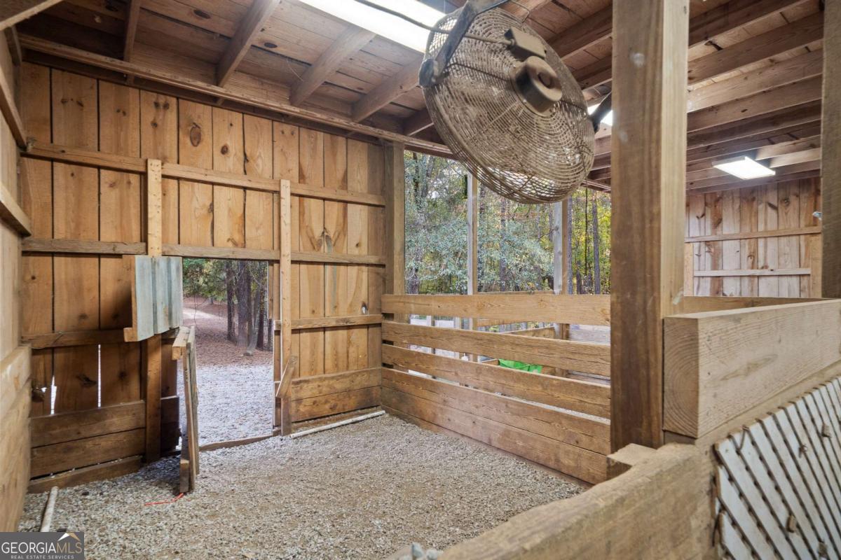 385 Stembridge Road SE