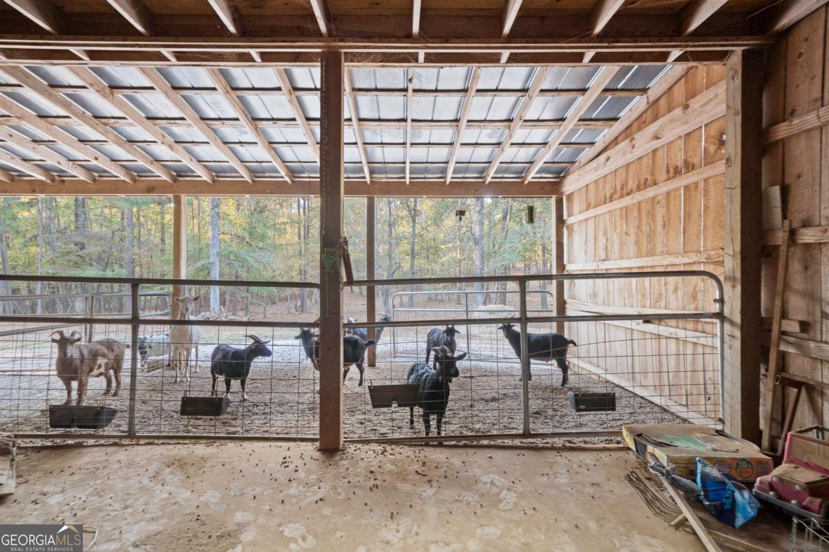 385 Stembridge Road SE