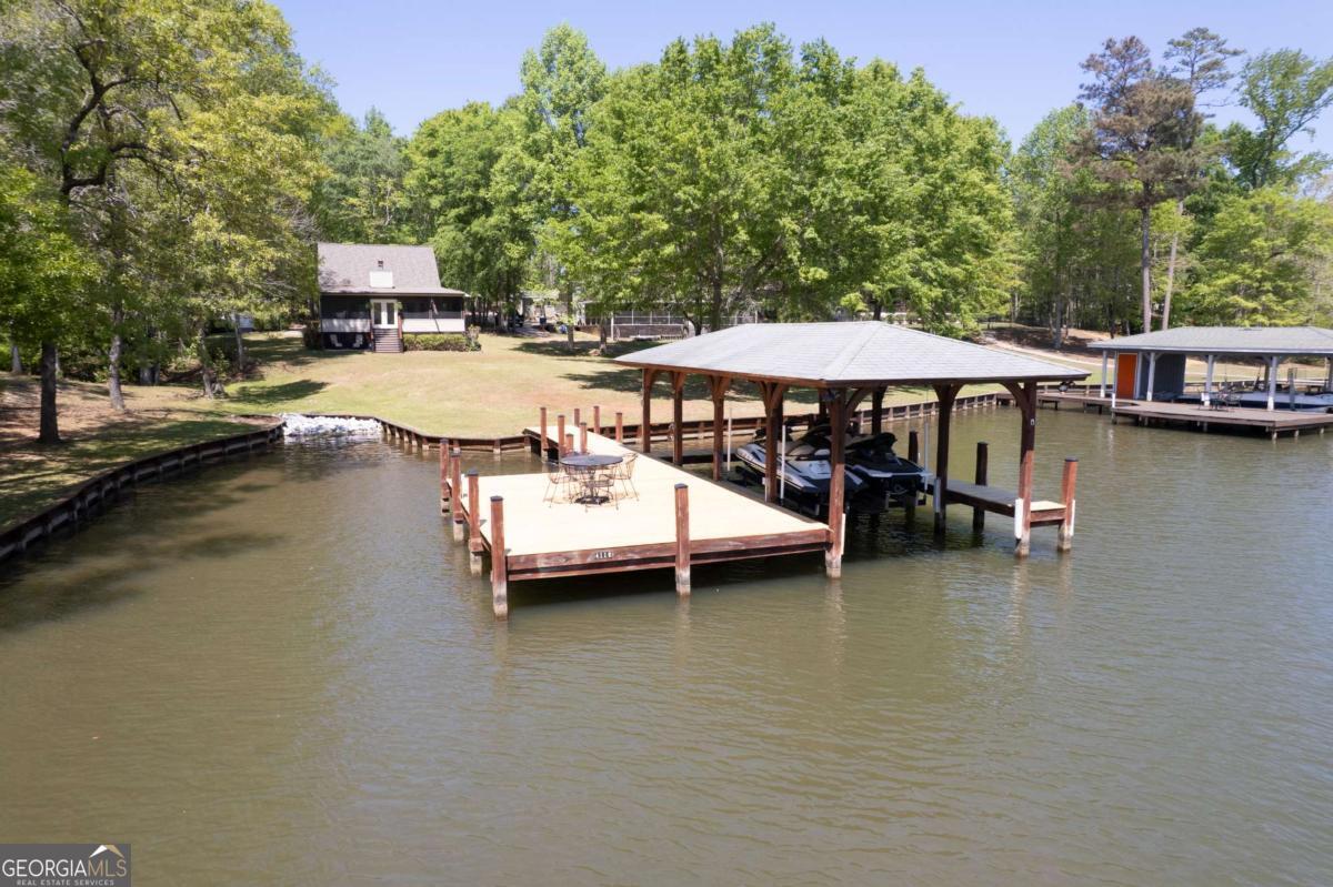 108 Lands Drive NE