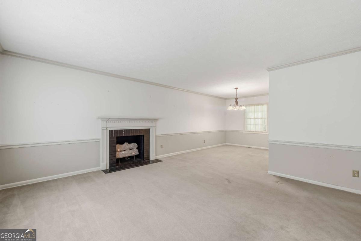 1733 Cedarwood Road