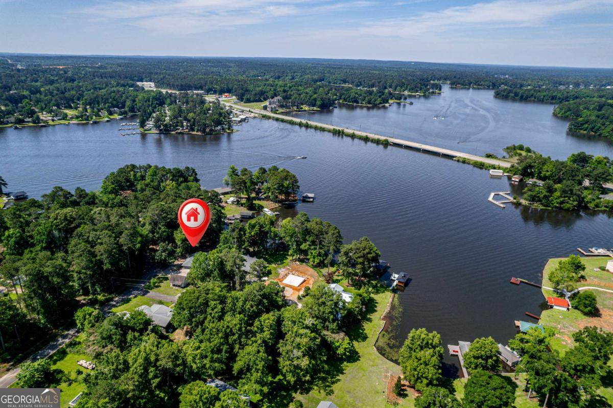 112 Cannon Point Rd SE