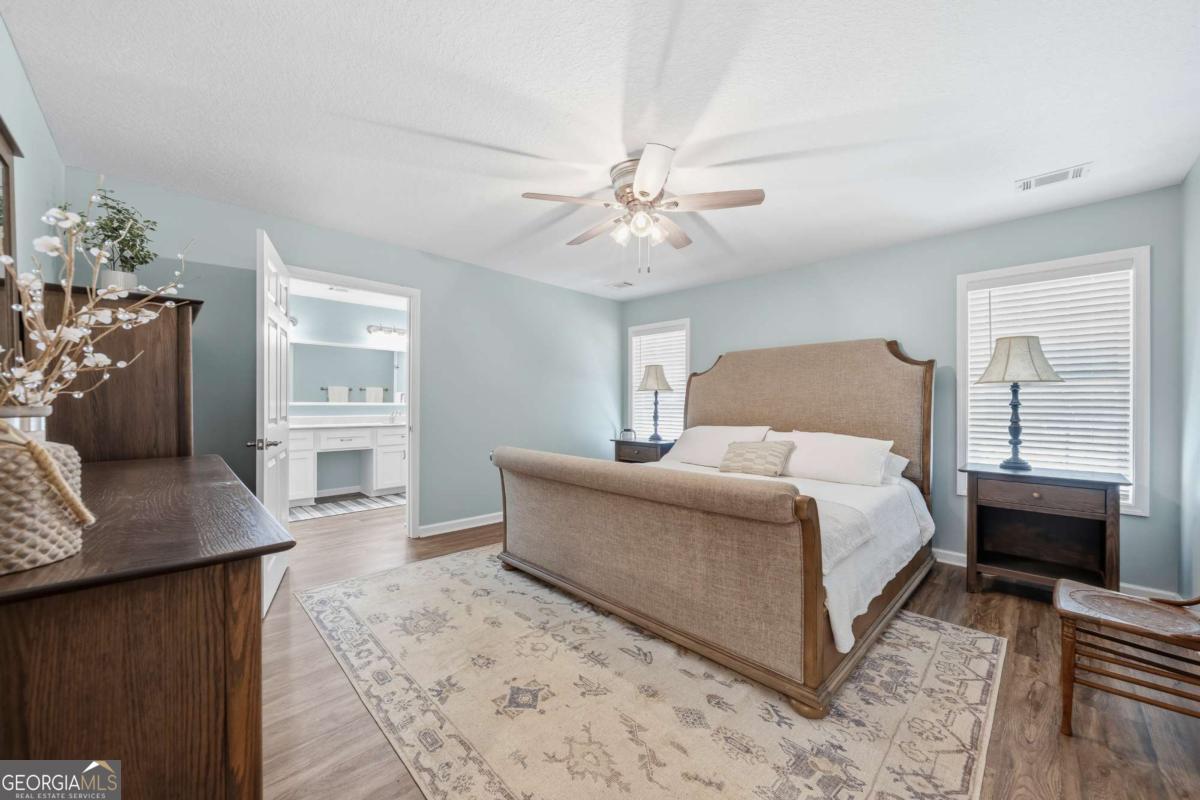 112 Cannon Point Rd SE