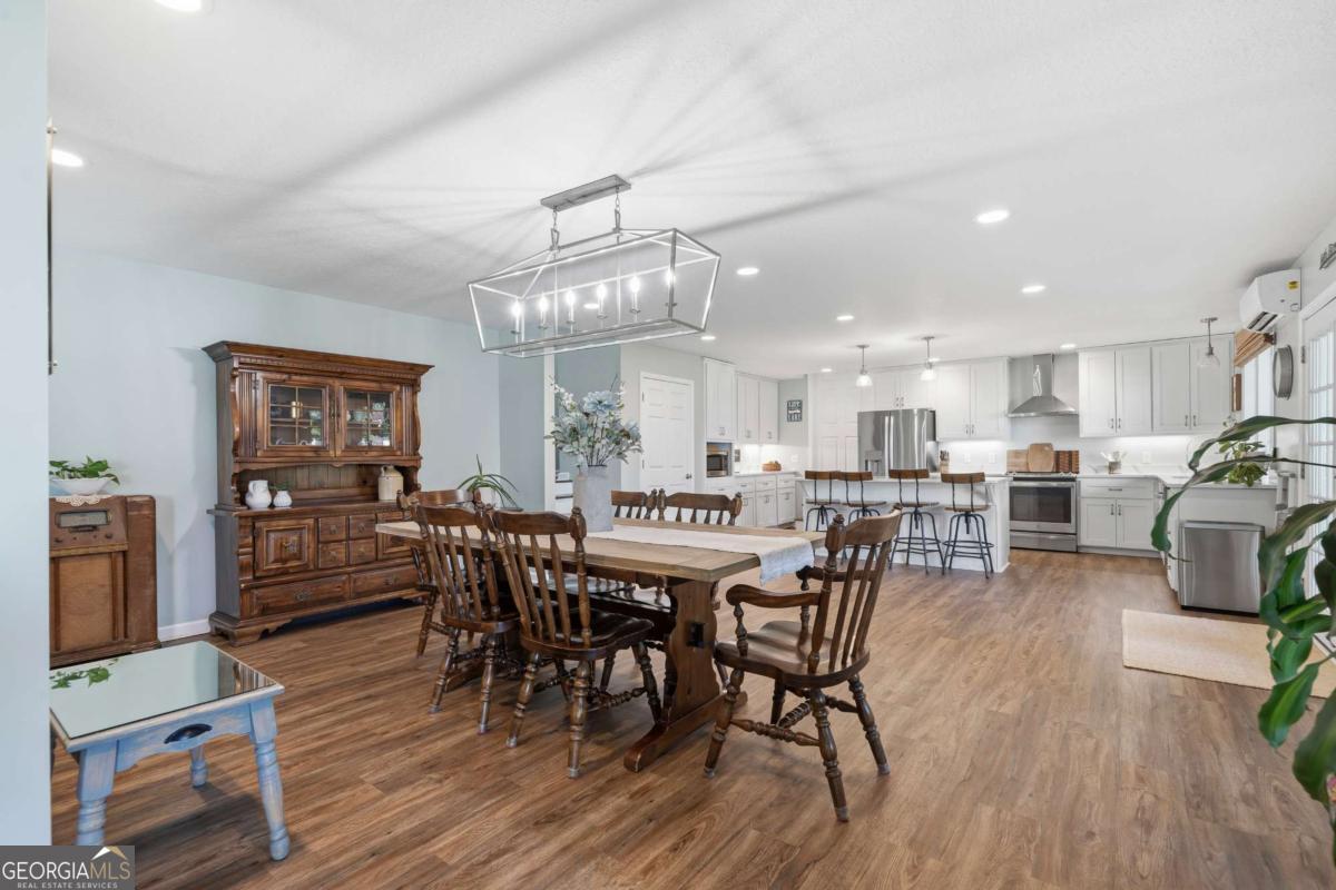 112 Cannon Point Rd SE
