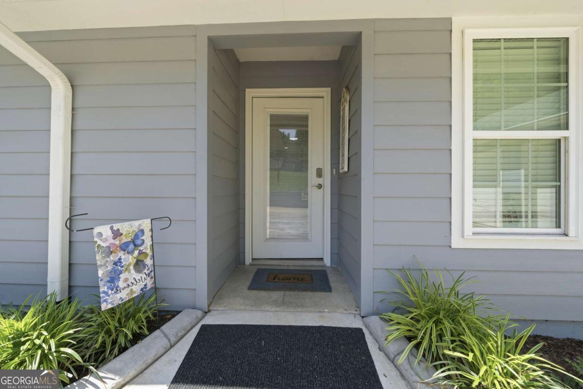 112 Cannon Point Rd SE