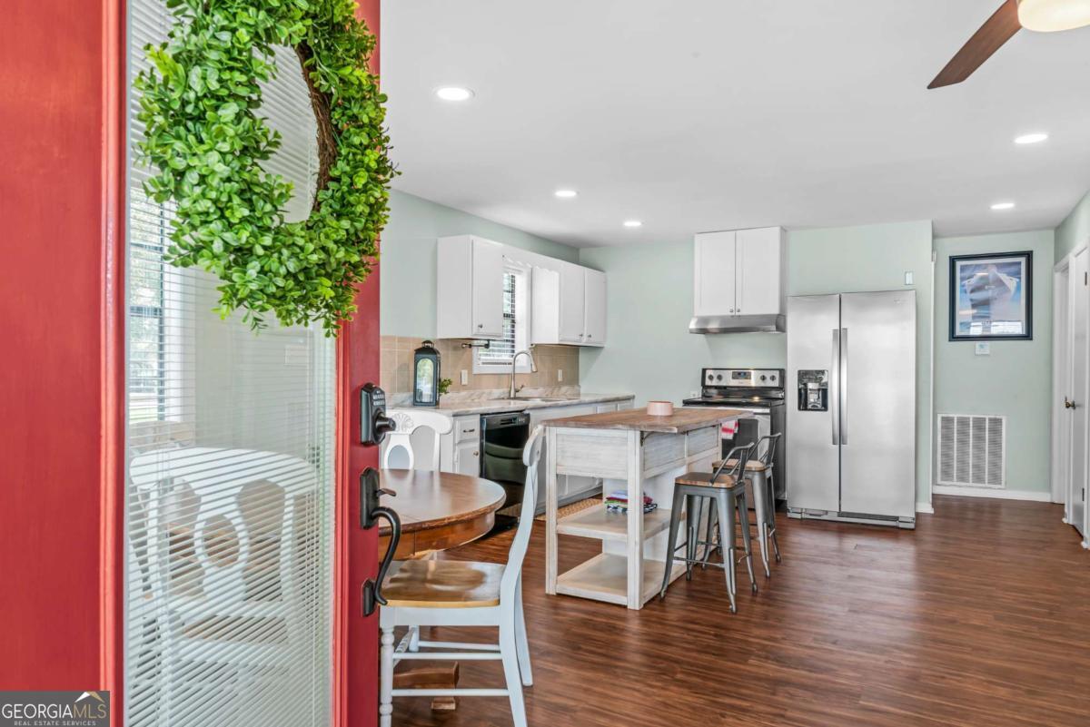 163 Spurgeon Drive SE