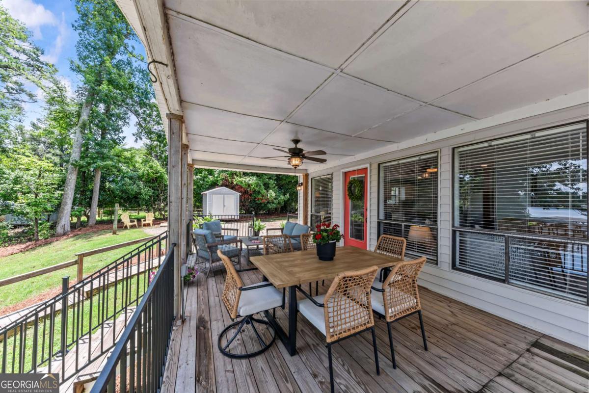 163 Spurgeon Drive SE