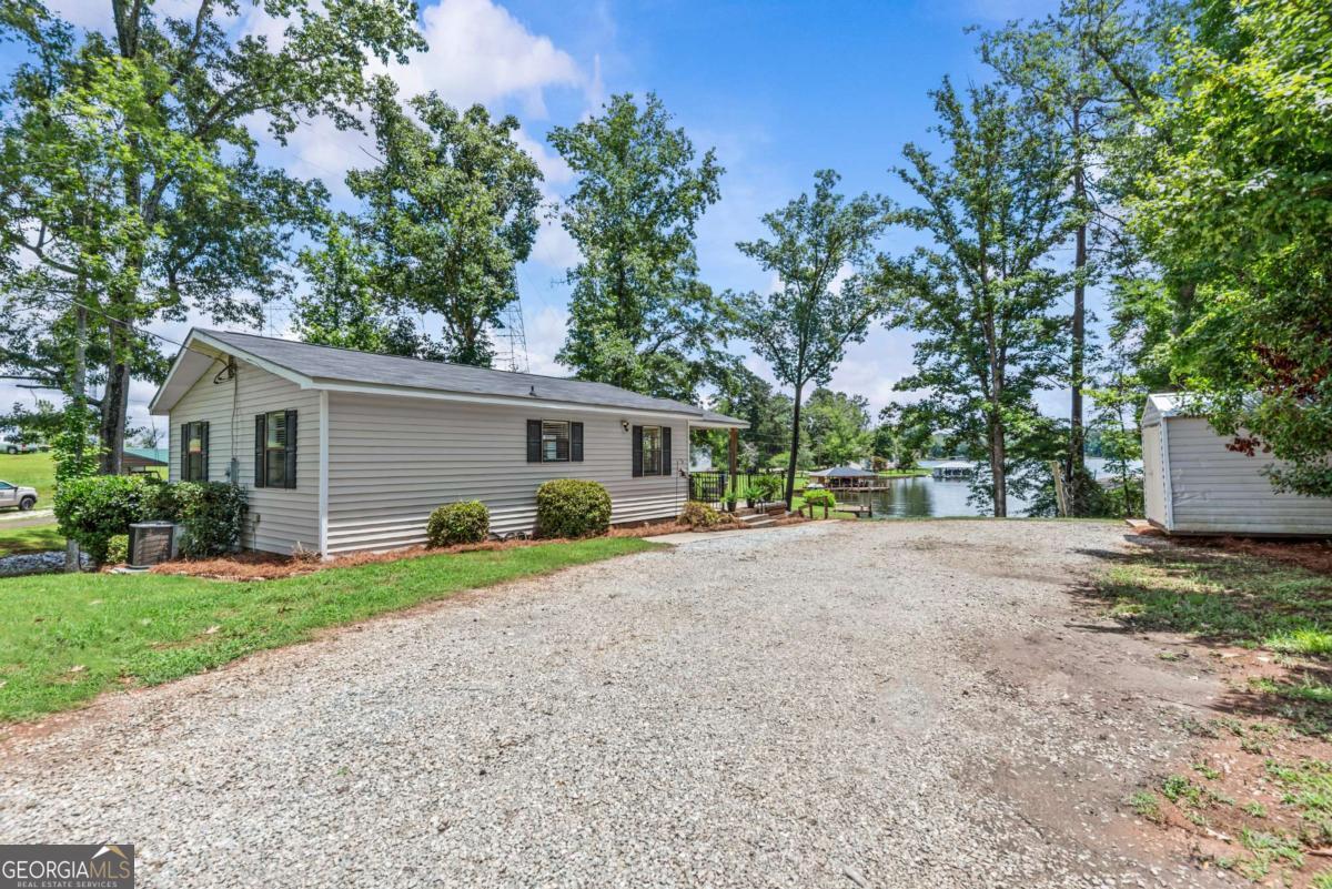 163 Spurgeon Drive SE