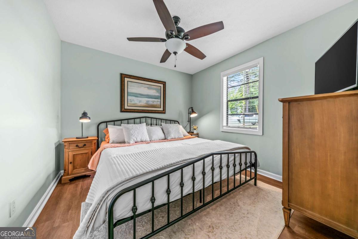 163 Spurgeon Drive SE