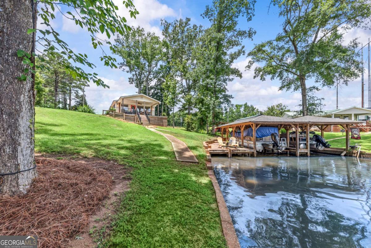 163 Spurgeon Drive SE