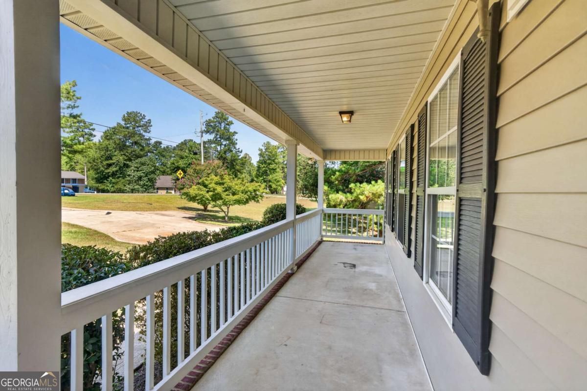 185 Stewart Drive Nw