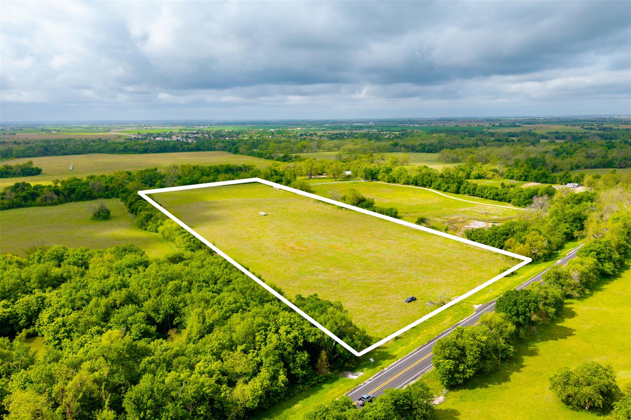 3 Minutes from Samsung: 18.45 Acres of Unrestricted Land in Taylor TX