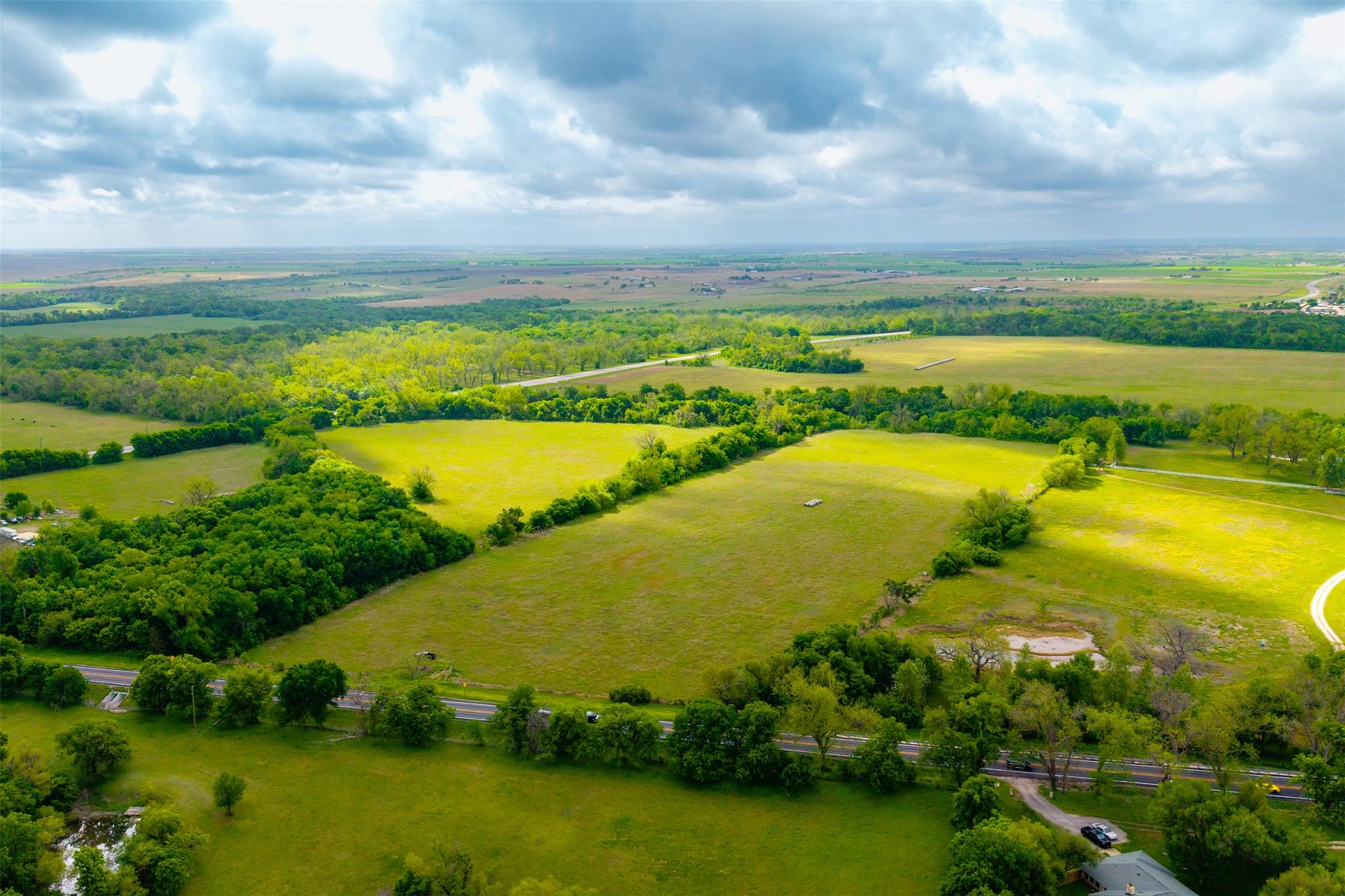 3 Minutes from Samsung: 18.45 Acres of Unrestricted Land in Taylor TX