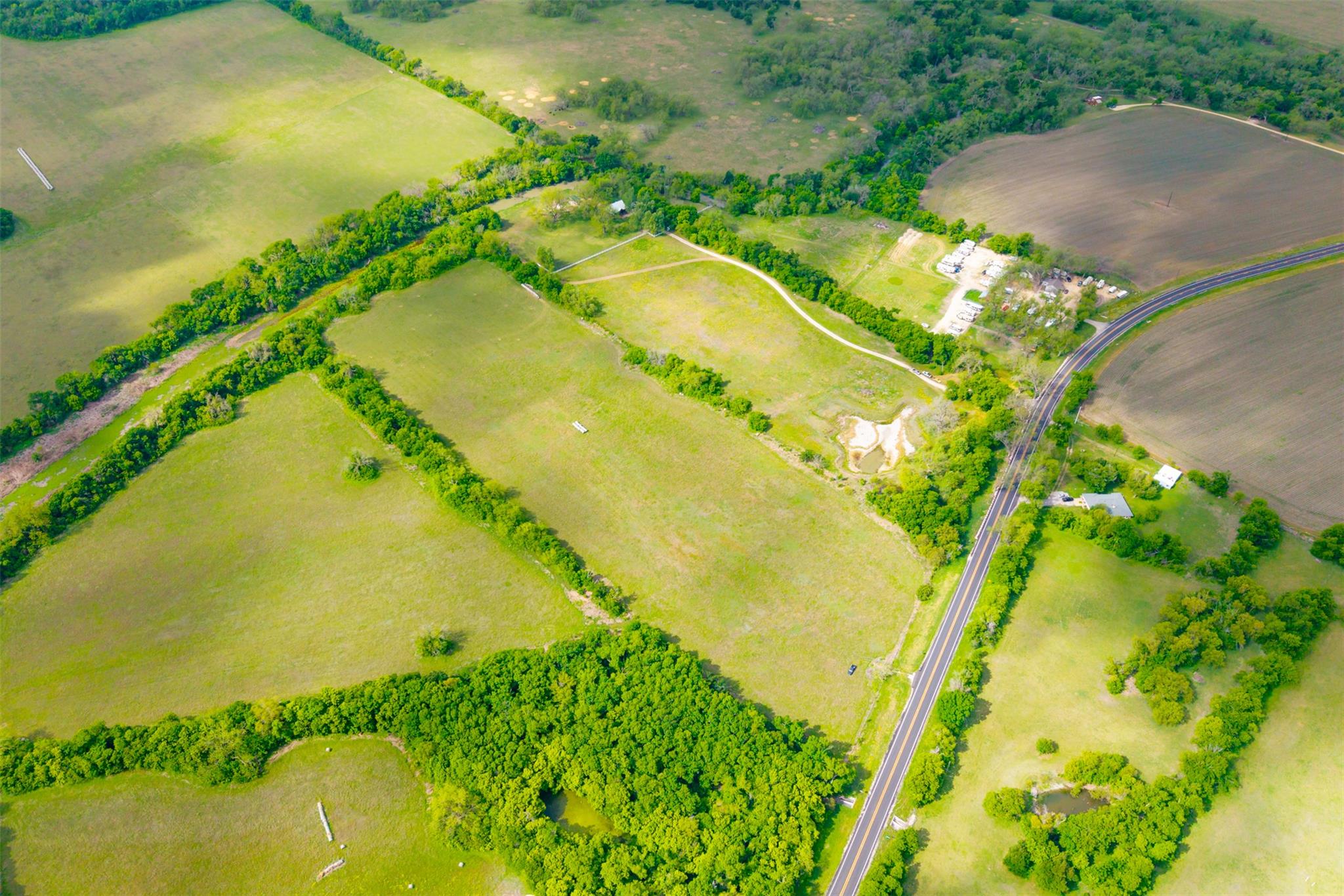 3 Minutes from Samsung: 18.45 Acres of Unrestricted Land in Taylor TX