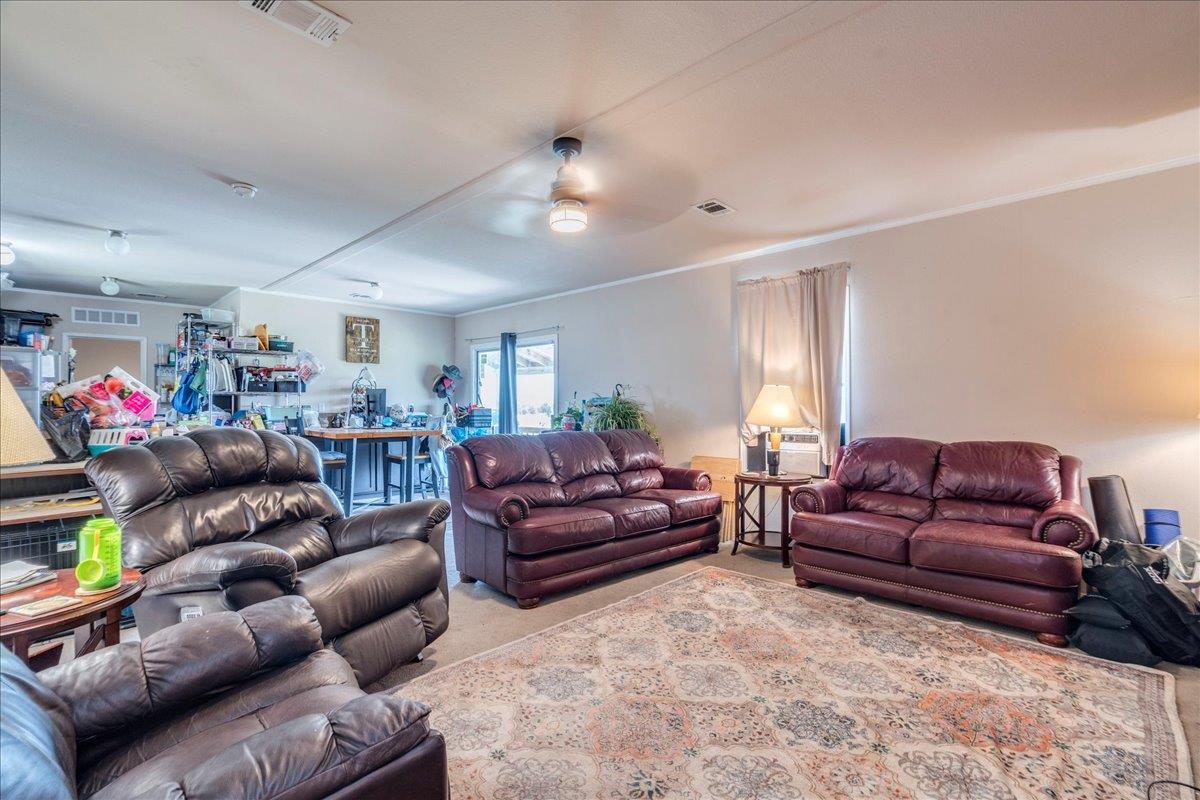 20565 Cameron RD