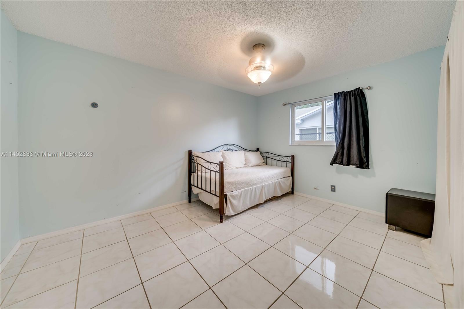 9230 NW 32nd Mnr