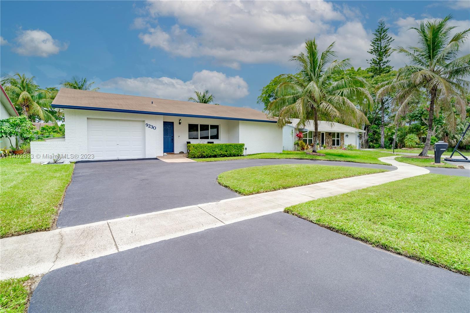 9230 NW 32nd Mnr