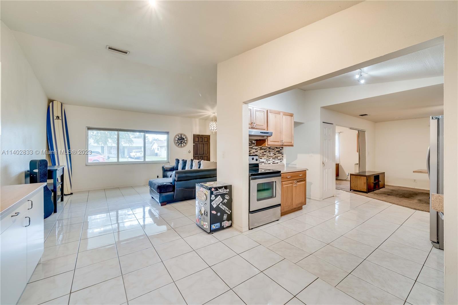 9230 NW 32nd Mnr