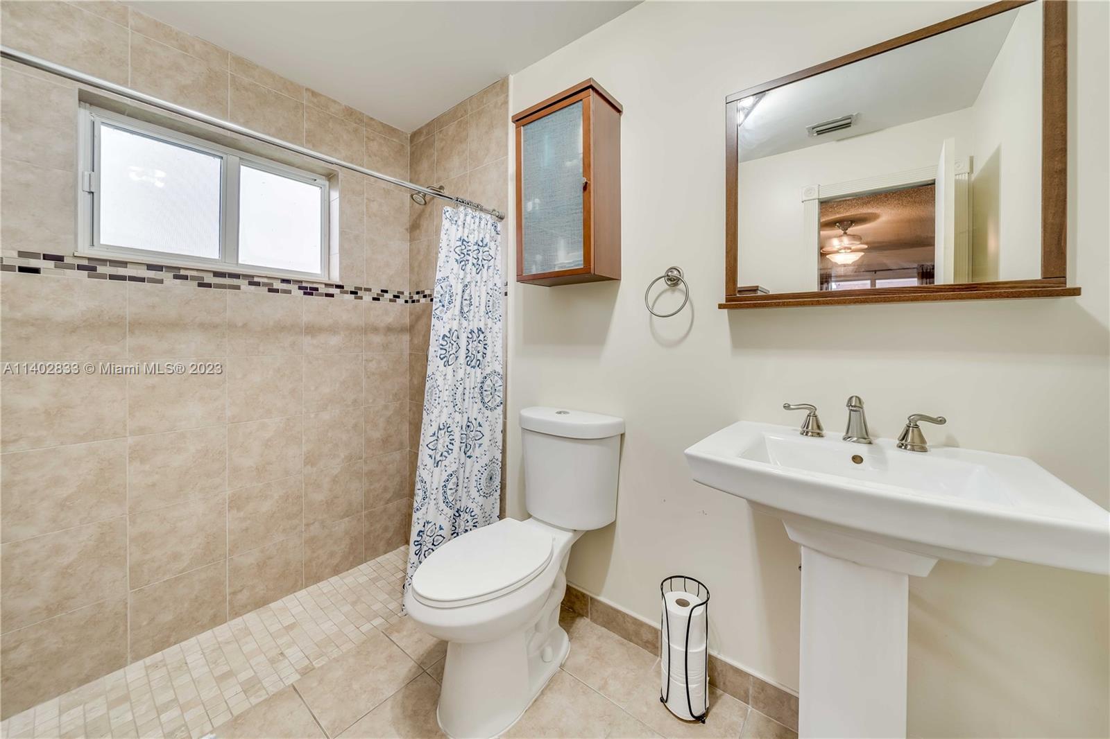 9230 NW 32nd Mnr