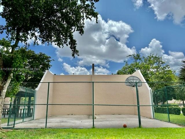 2421 NW 96th Ter # 20N